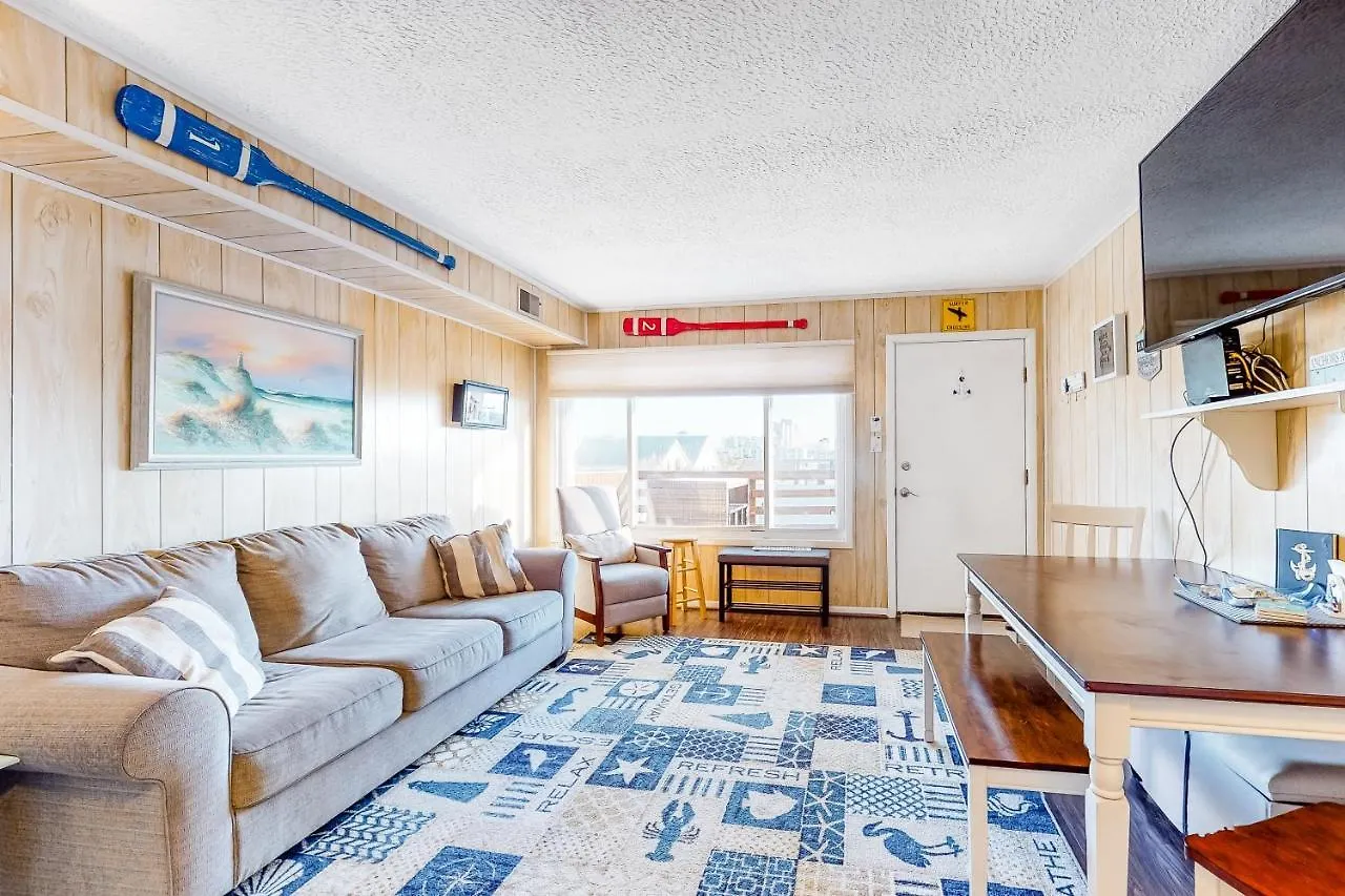 Ocean Point 302 *