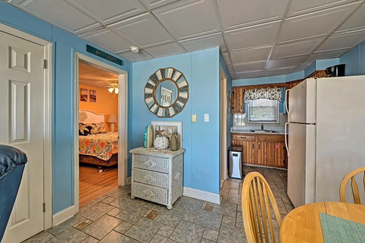 Lägenhet Bright Ocean Escape With Direct Access!