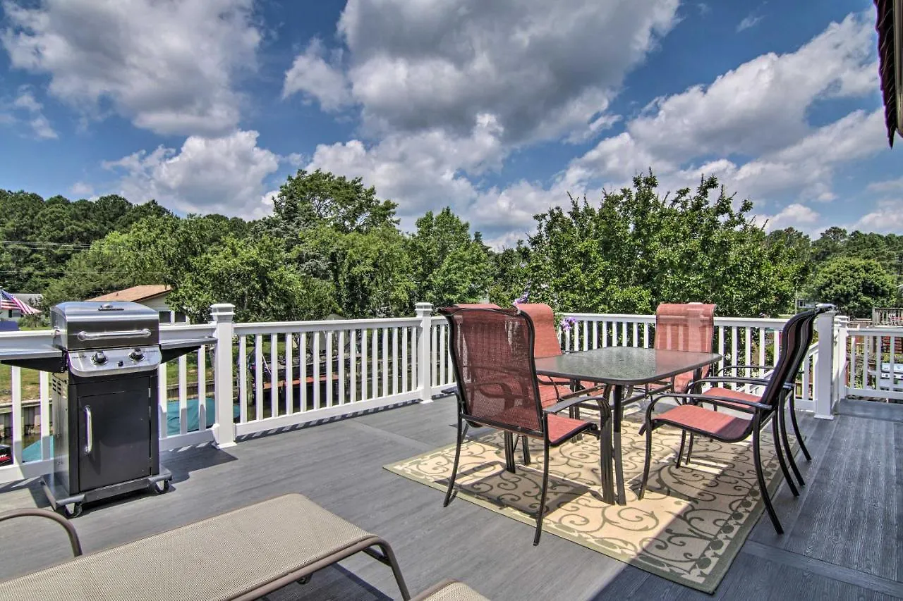 Canal-front Ocean Getaway With Deck And Dock!