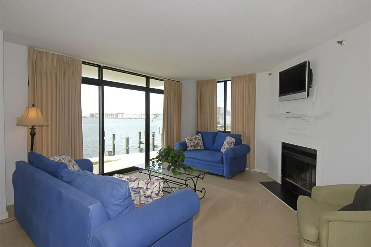 아파트 Pointe On The Bay *