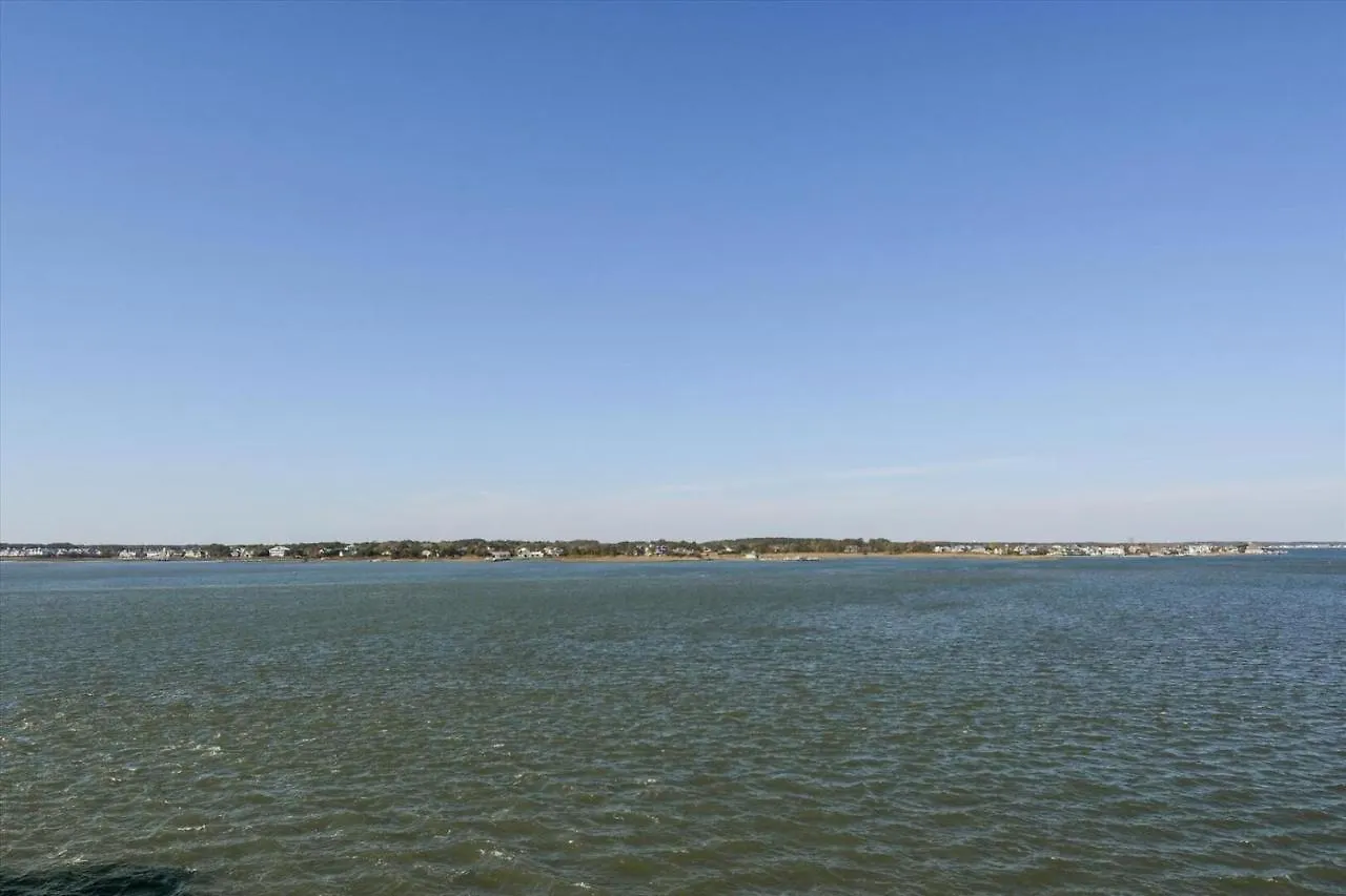 Harbour Island 403l