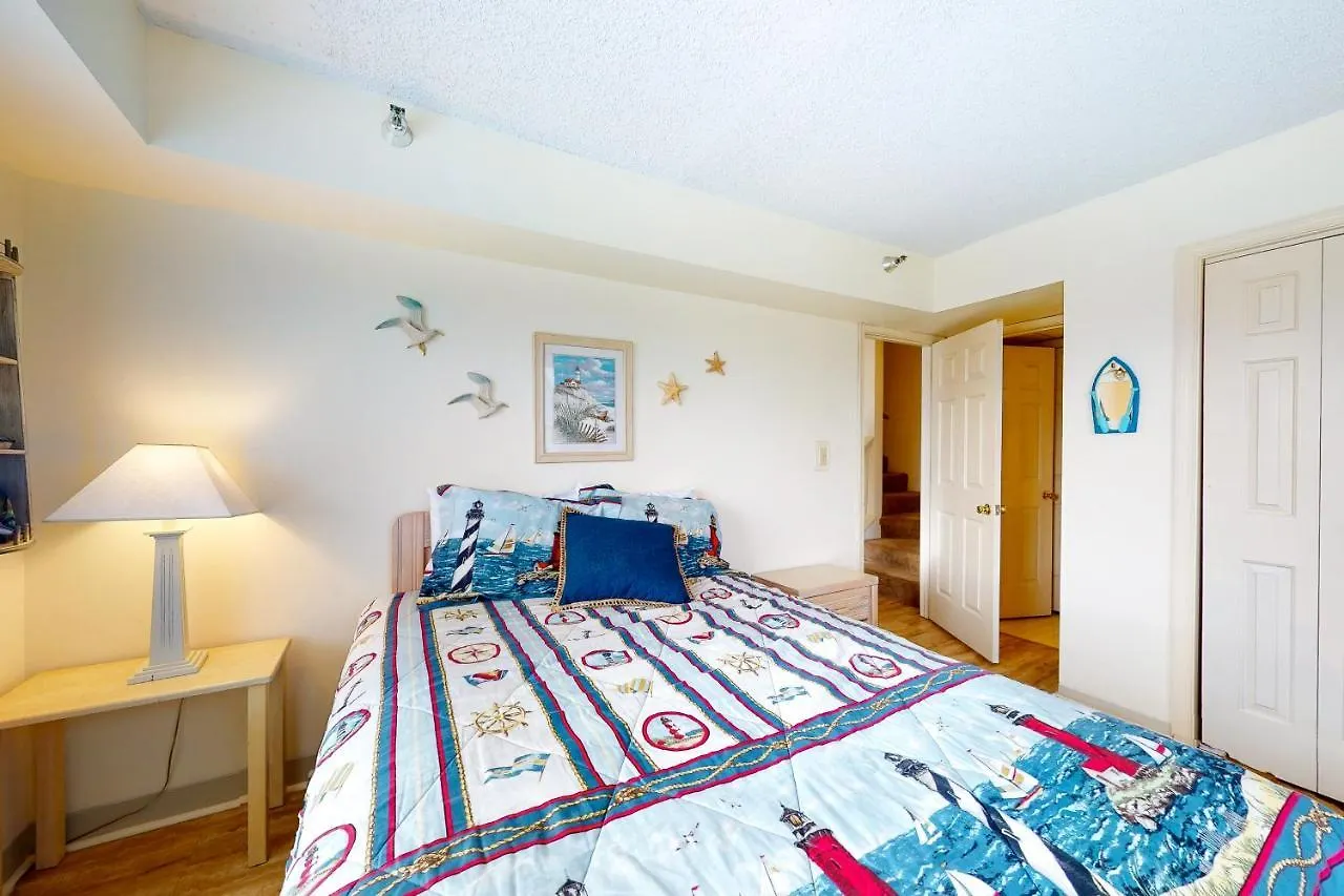 Surfcrest 201 Apartment *