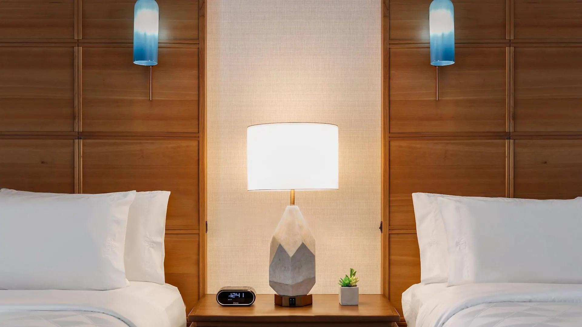Resort & Ocean By Ihg 3*