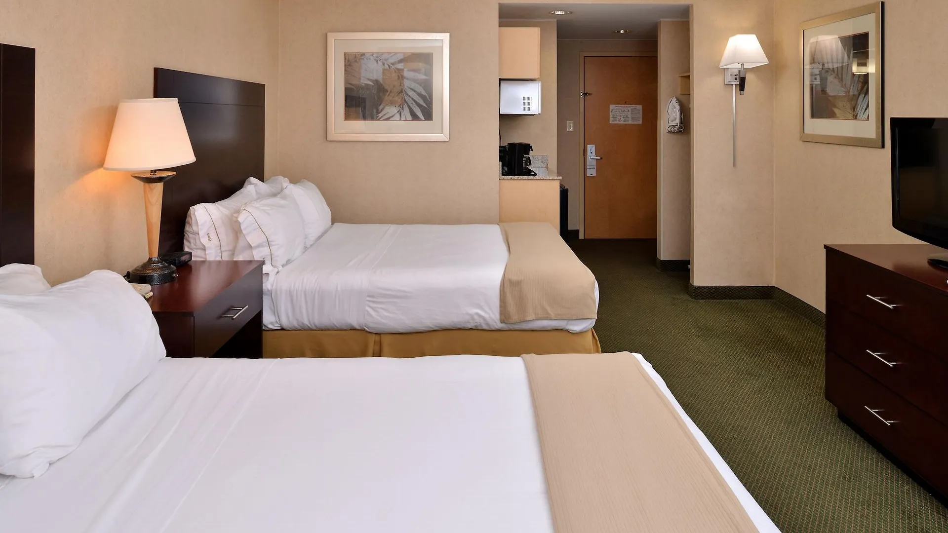 Resort Express & - Ocean By Ihg 3*
