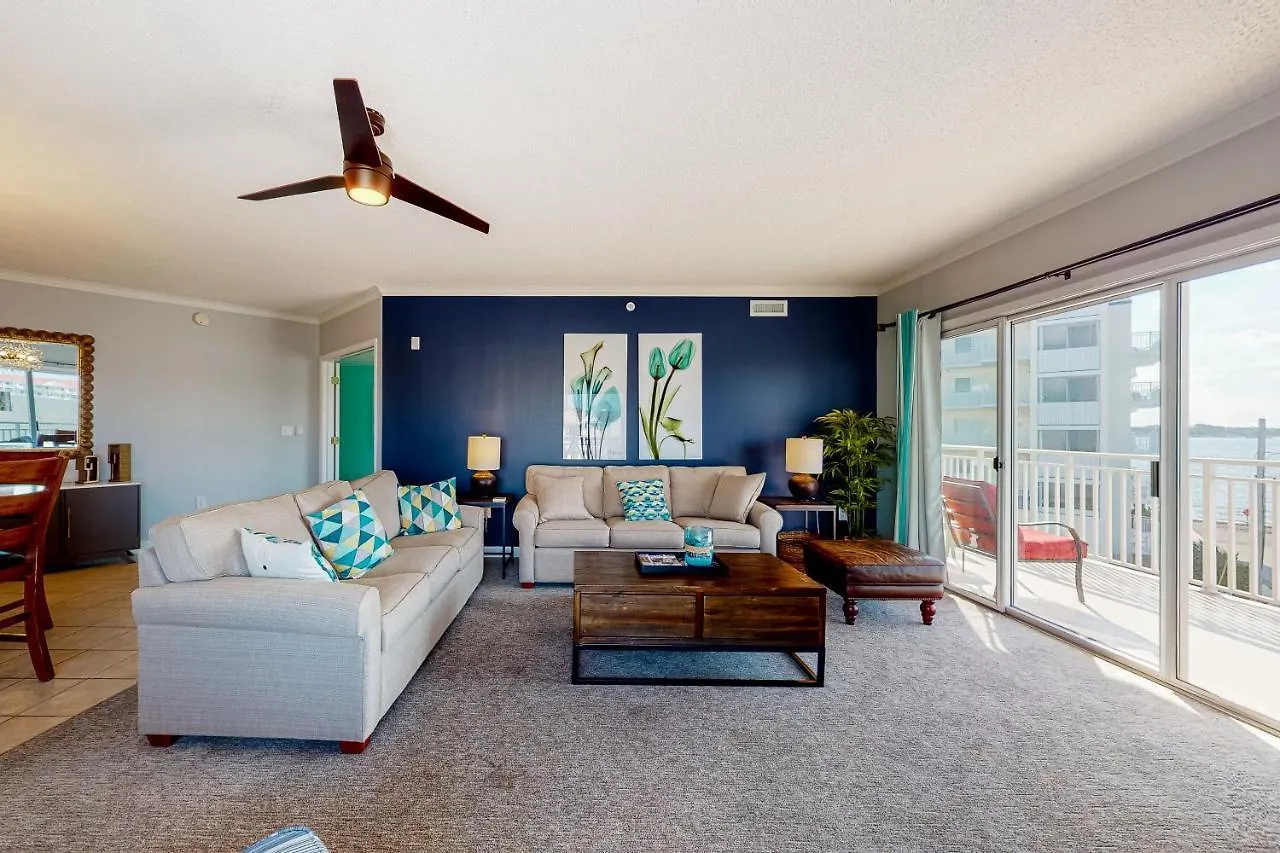 Bahia Vista Ii 305