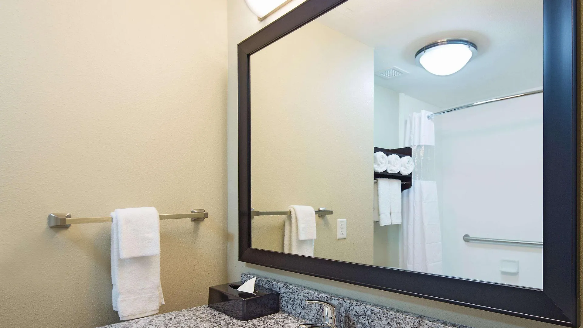 Hotel La Quinta By Wyndham Ocean Ocean City