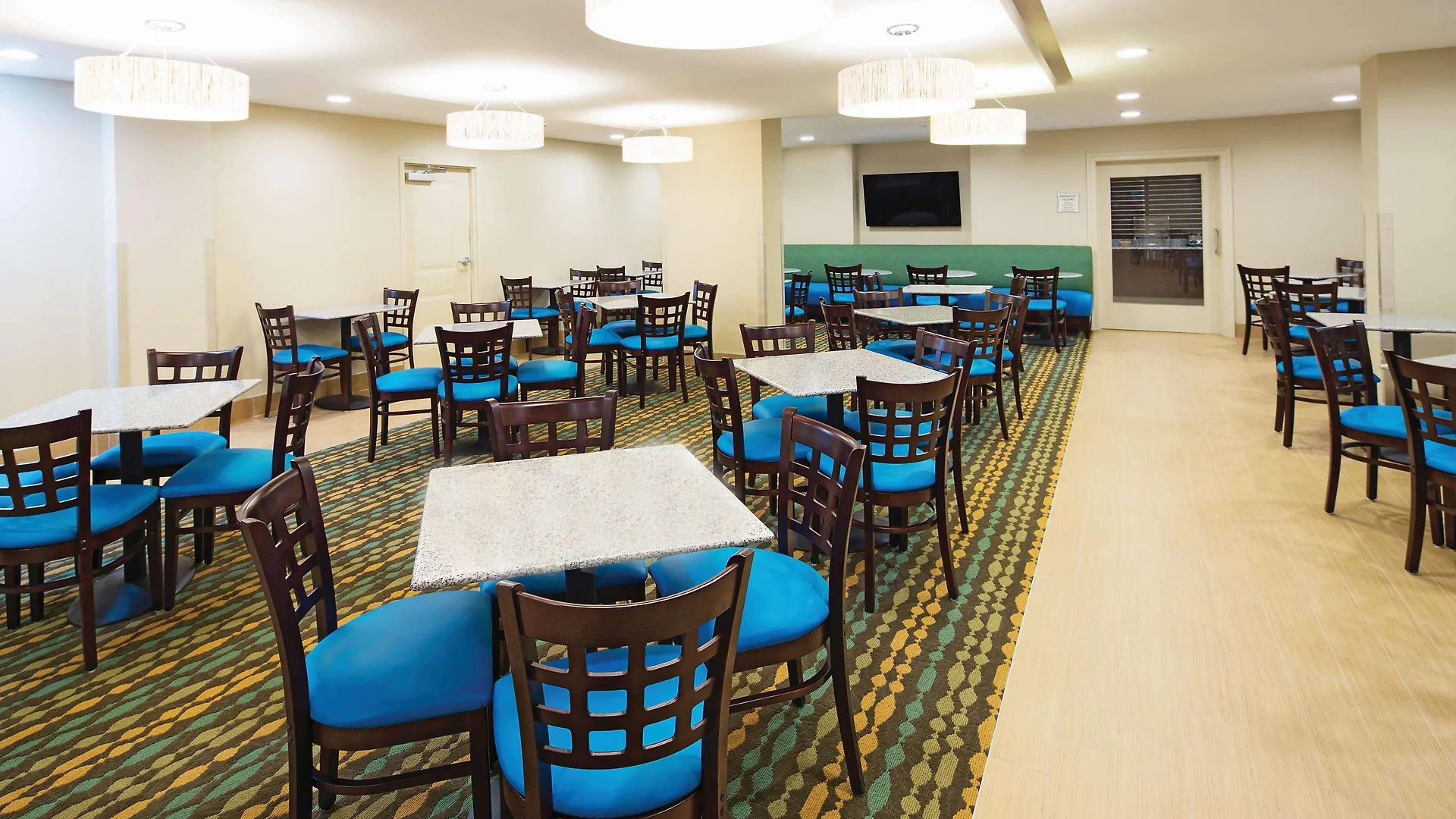 La Quinta By Wyndham Ocean Hotel