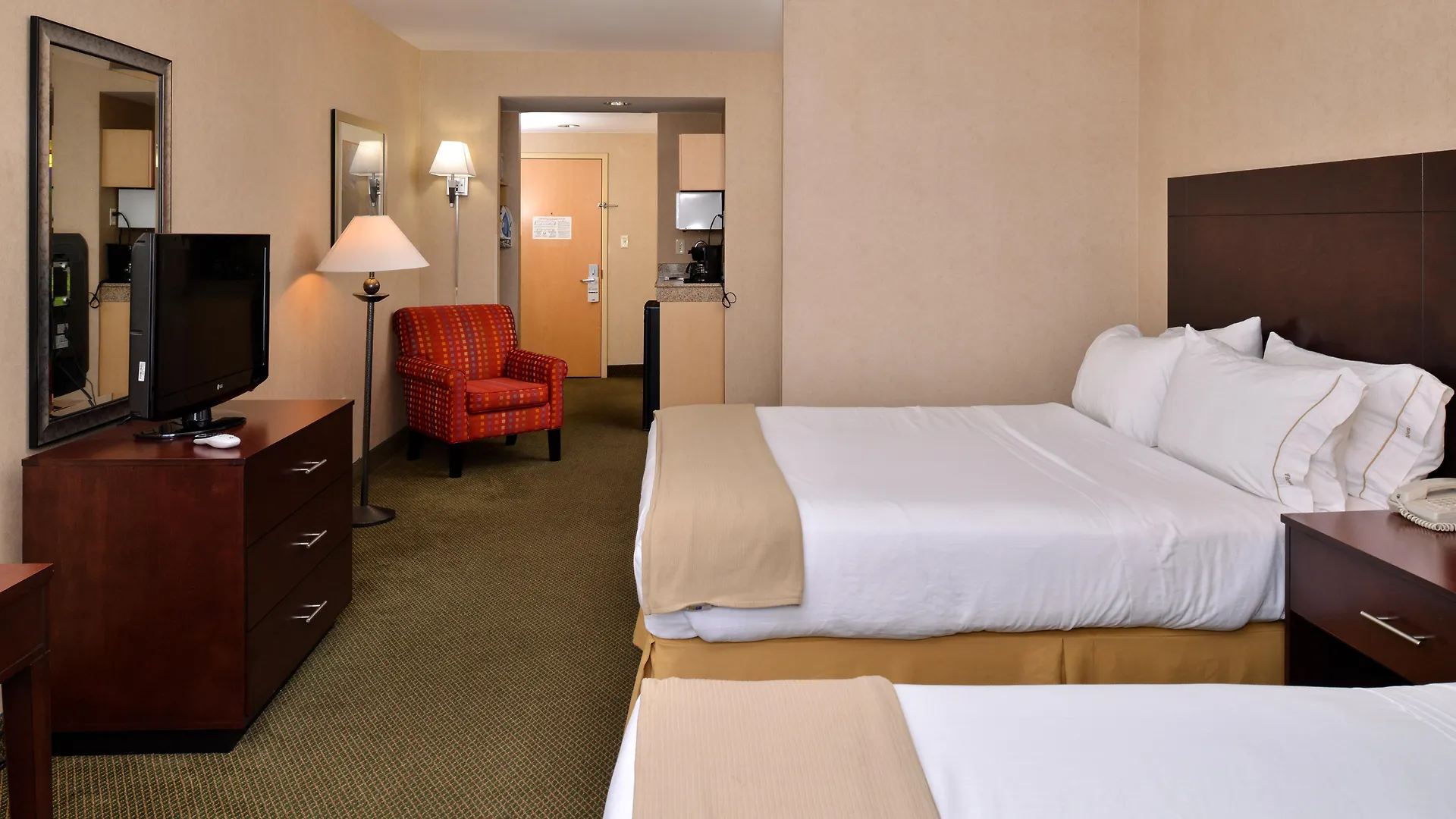 Express & - Ocean By Ihg Resort
