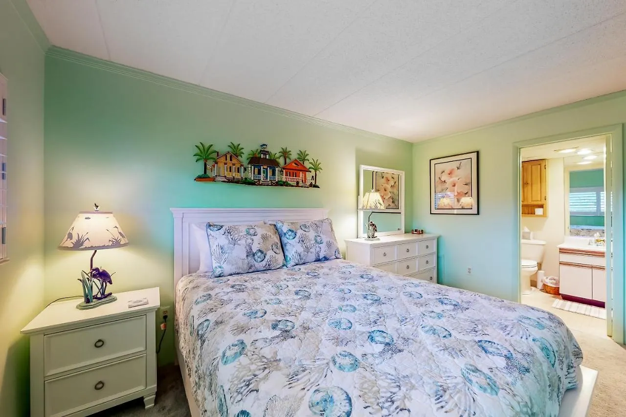 Harbour Island 206l Apartment