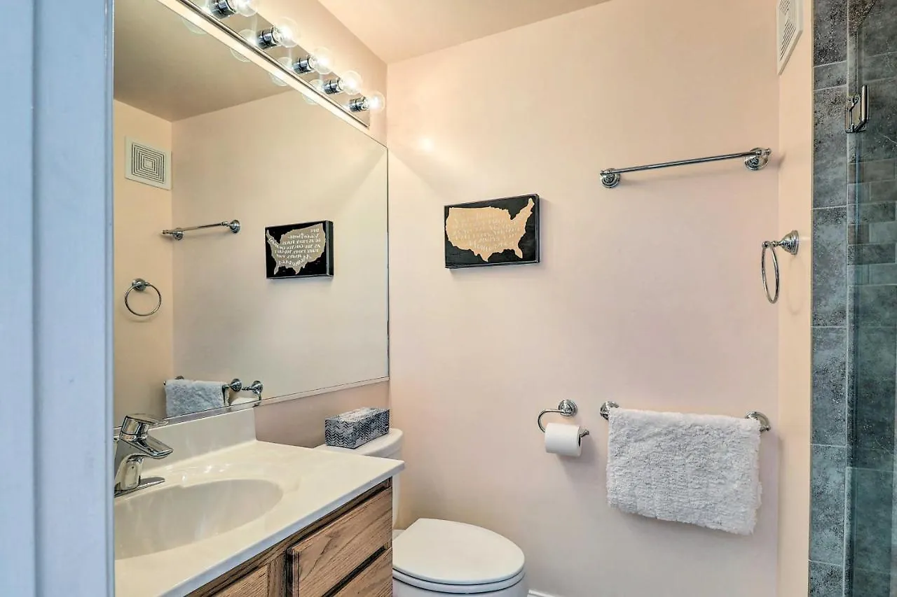 Ocean Townhome With Pool Access Less Than 1 Mi To Vakantiehuis Ocean City
