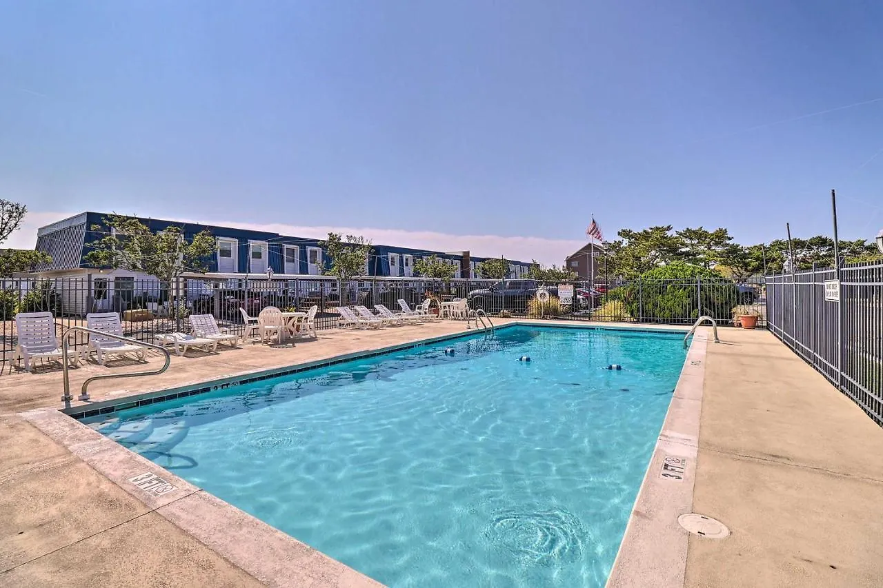 Ocean Townhome With Pool Access Less Than 1 Mi To *