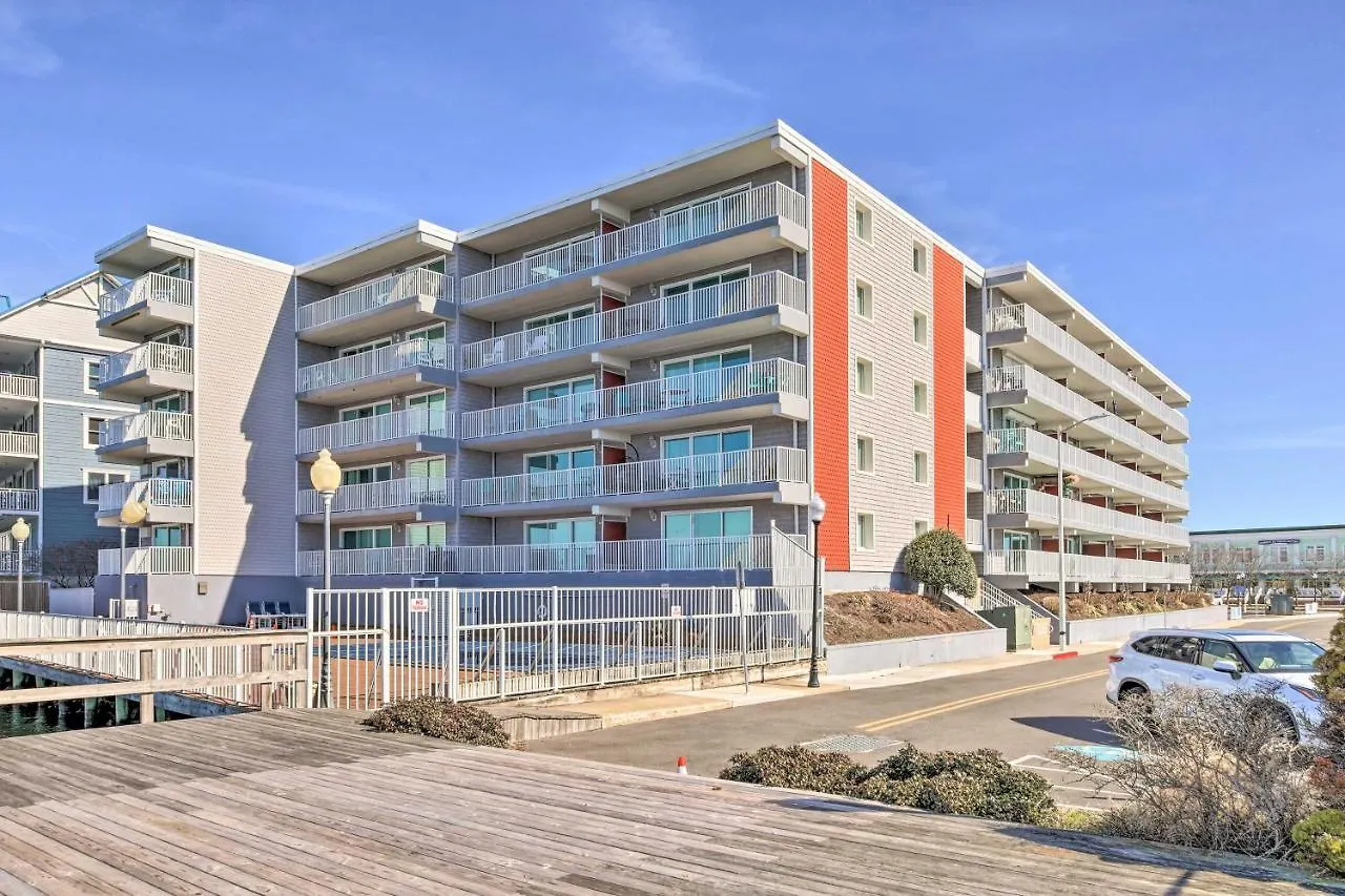 End-unit Ocean With Panoramic Views! 公寓 大洋城
