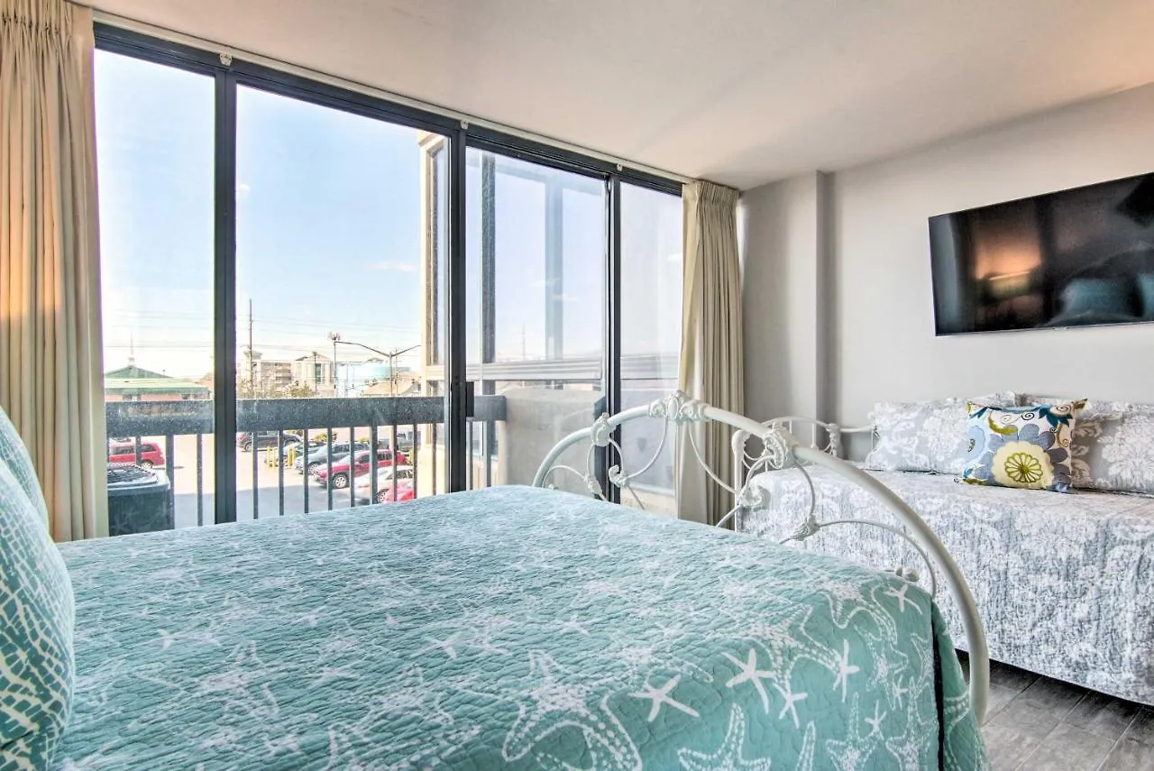 Apartment Beachfront Ocean With Indoor Pool And Views *