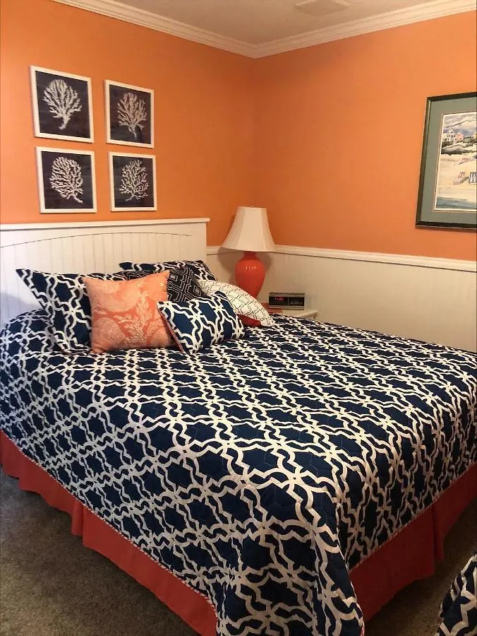 Apartahotel Marylander Condominiums, 90 Steps From The Ocean City