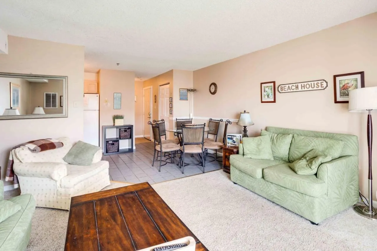 Marylander Condominiums, 90 Steps From The 4*