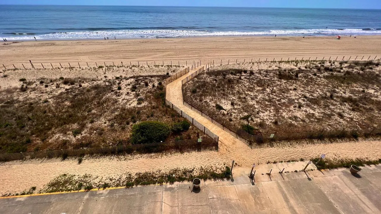 Oceanfront With Pool And Direct Access On 30th Street Ocean City