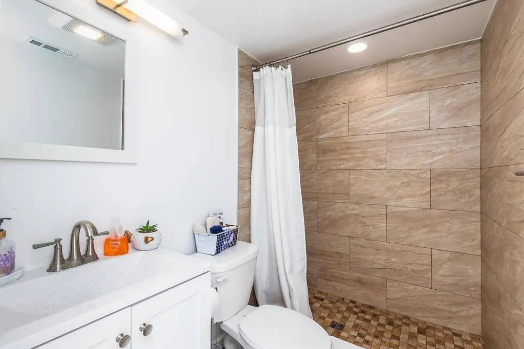 Jada Buildingnewly Remodeled, Pool 大洋城