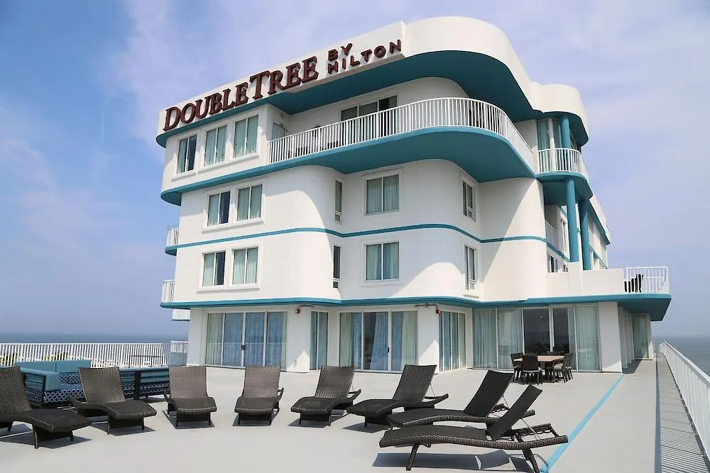 Doubletree By Hilton Ocean Oceanfront מלון אושן סיטי