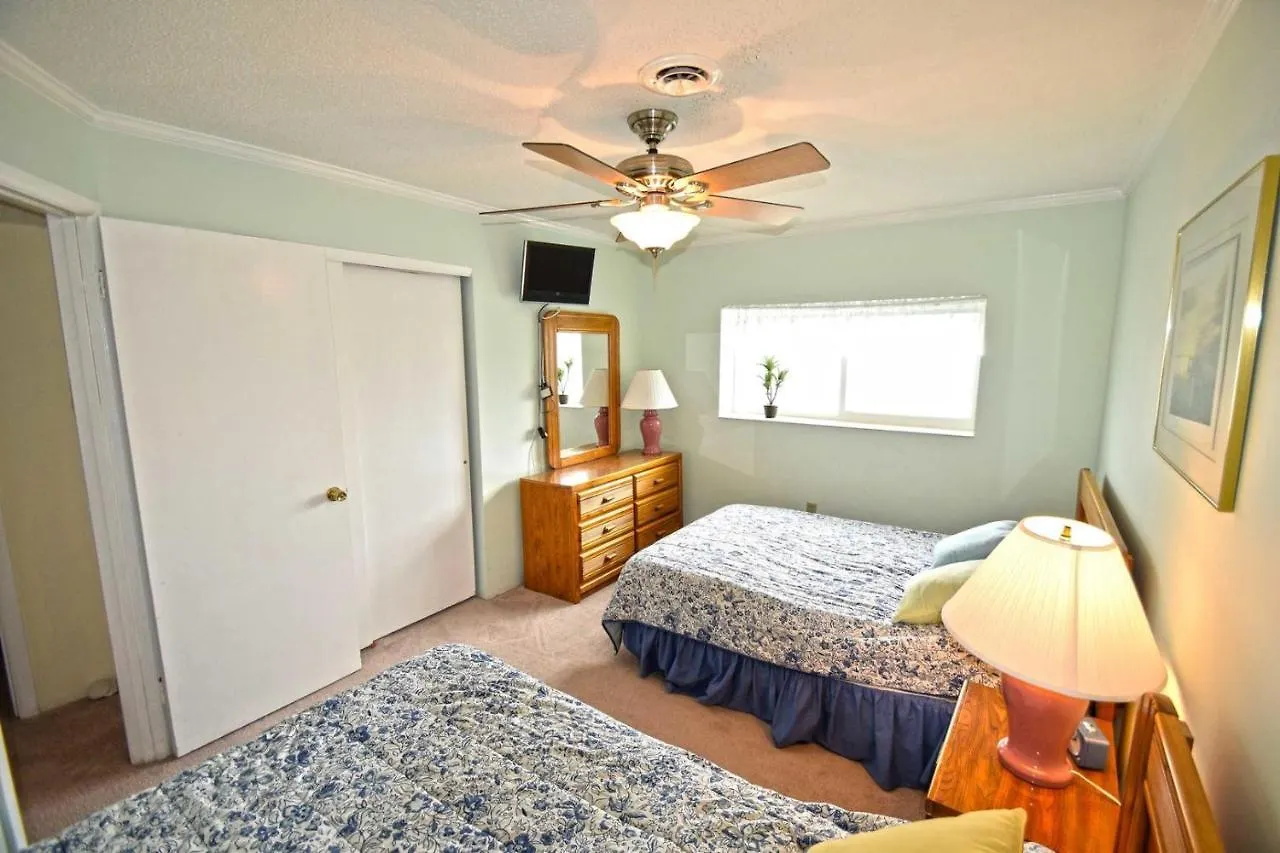 Harbour Island 403m Apartment