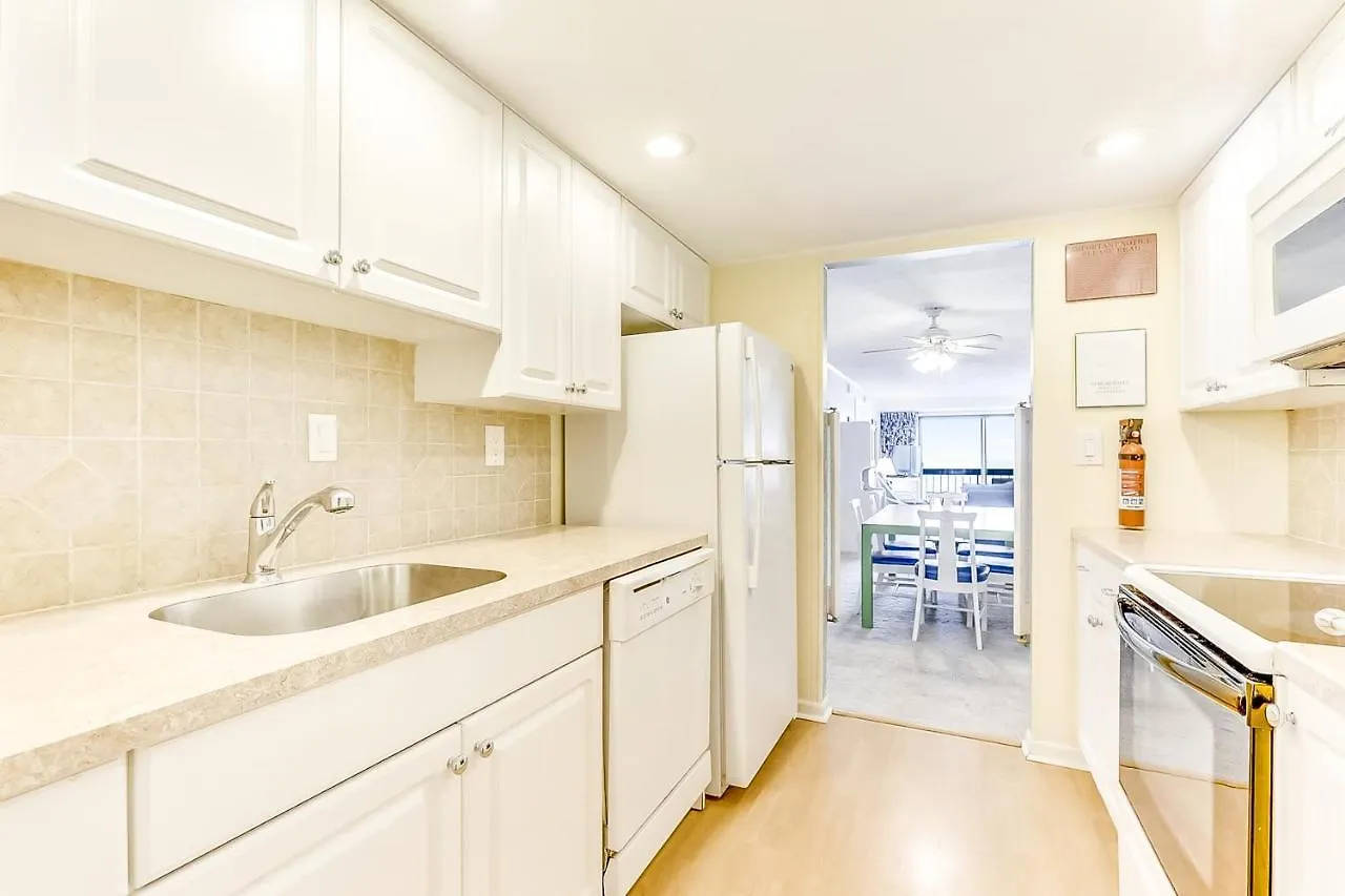 81 Hill 411 Apartment *