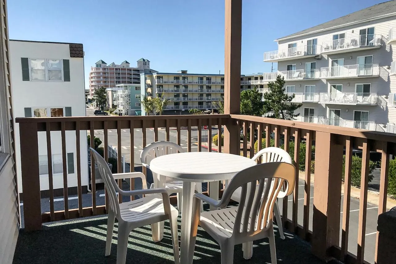 Sea Loft 210