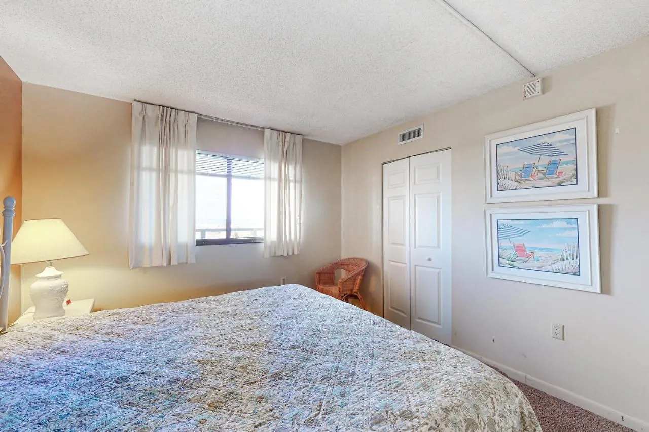 Apartman Golden Sands 713 *