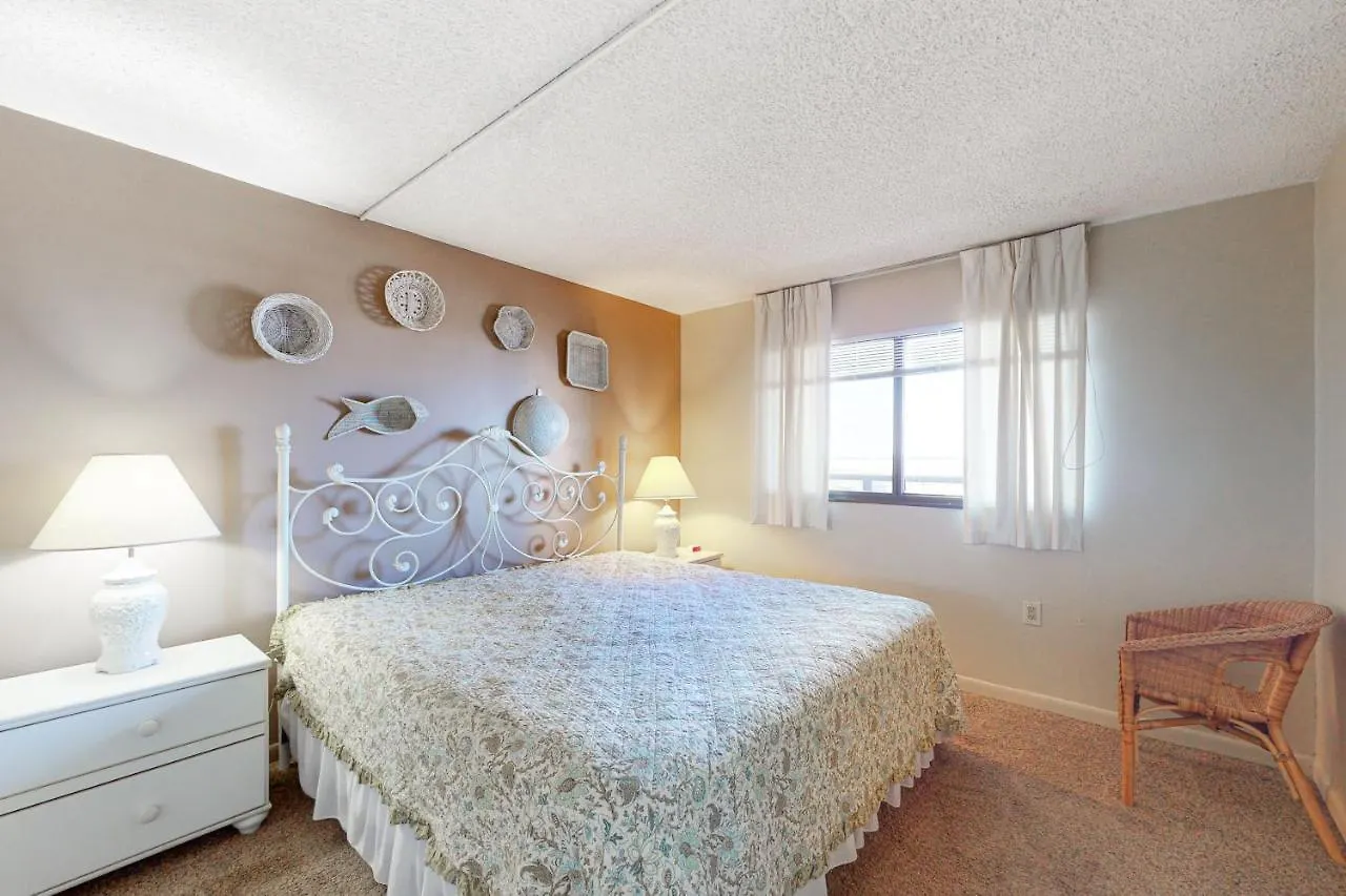 Golden Sands 713 Apartman