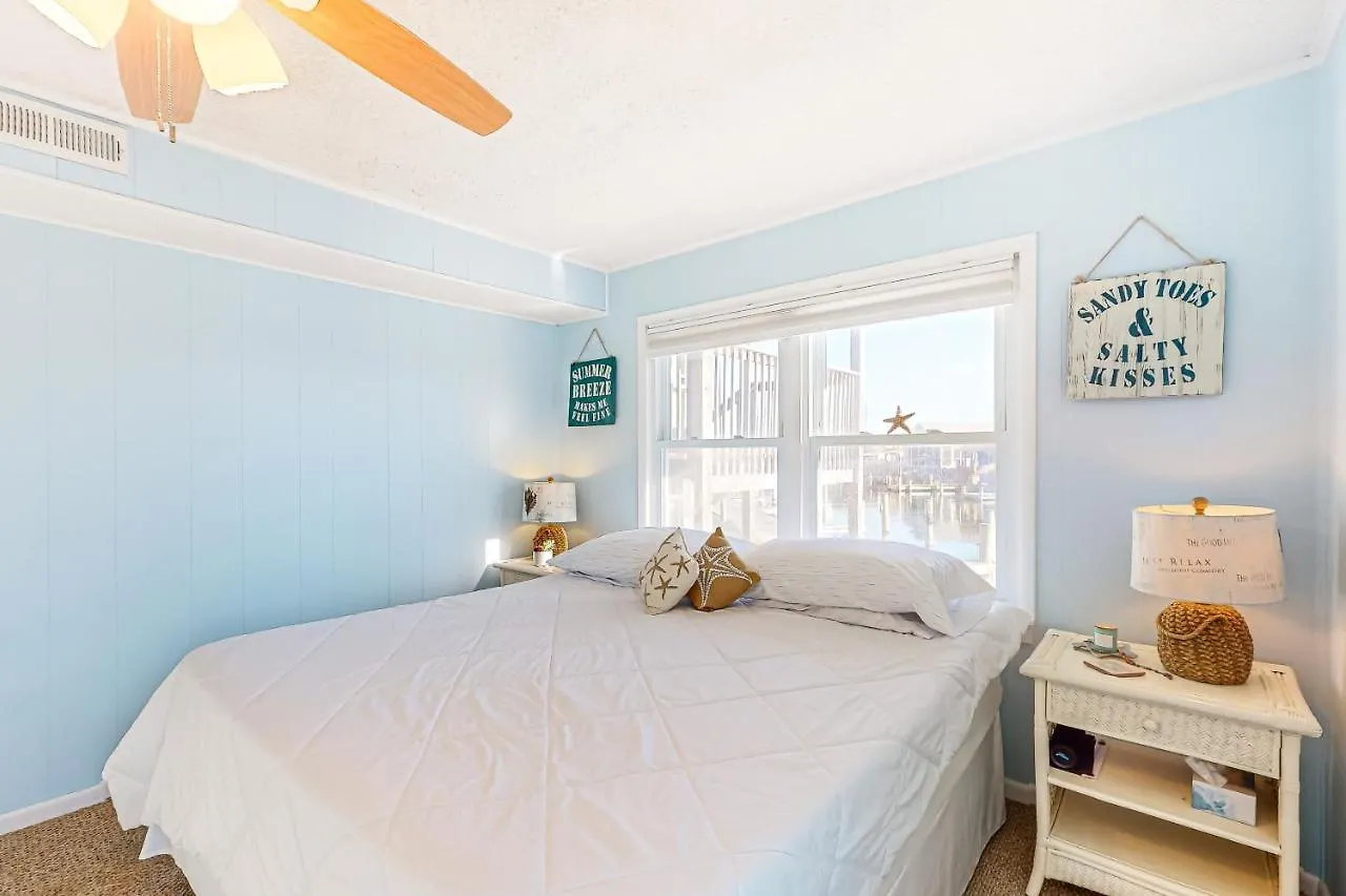 Bayspot A-101 Apartment *