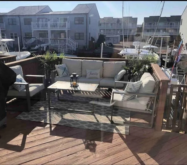 Paradise On The Water.walk To The Beach. 2bd1.5bth Ocean City