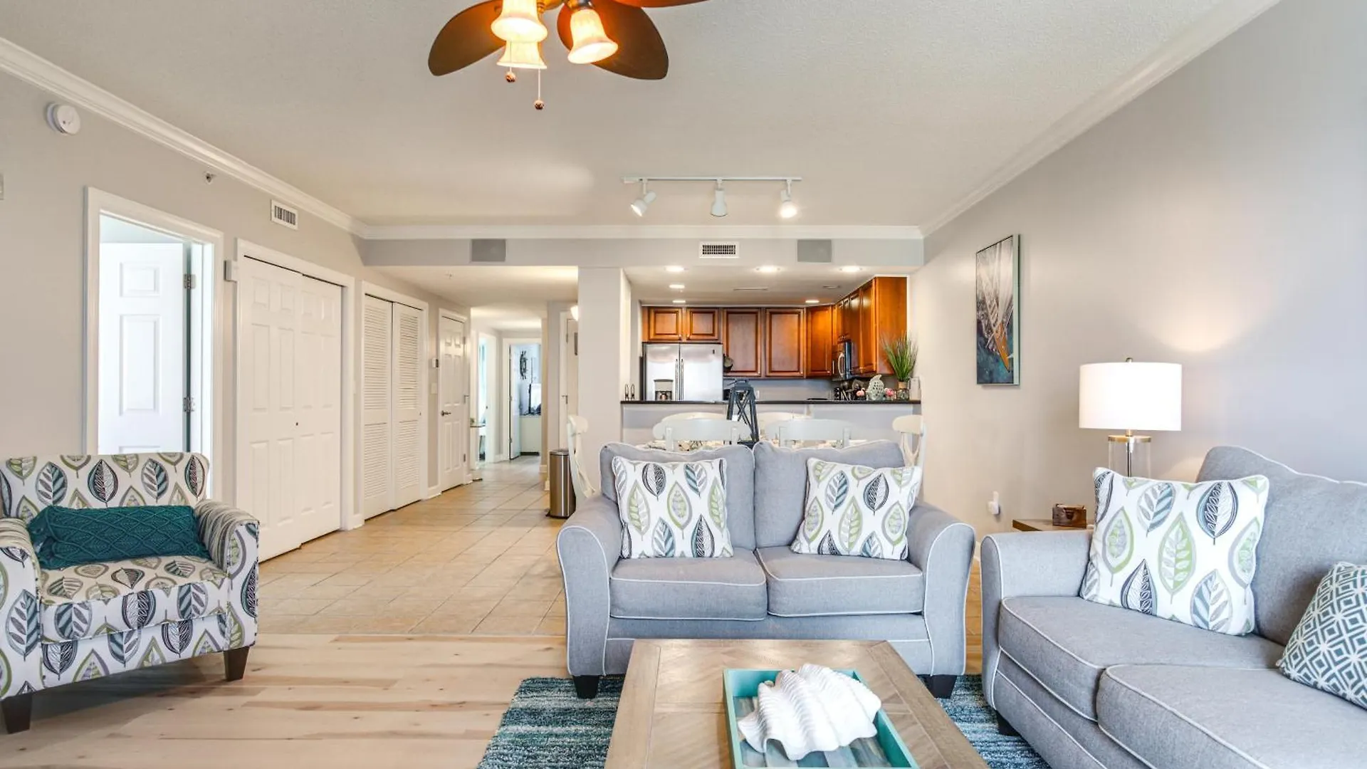 Ocean Inlet Escape With Balcony And Bay Views! 公寓