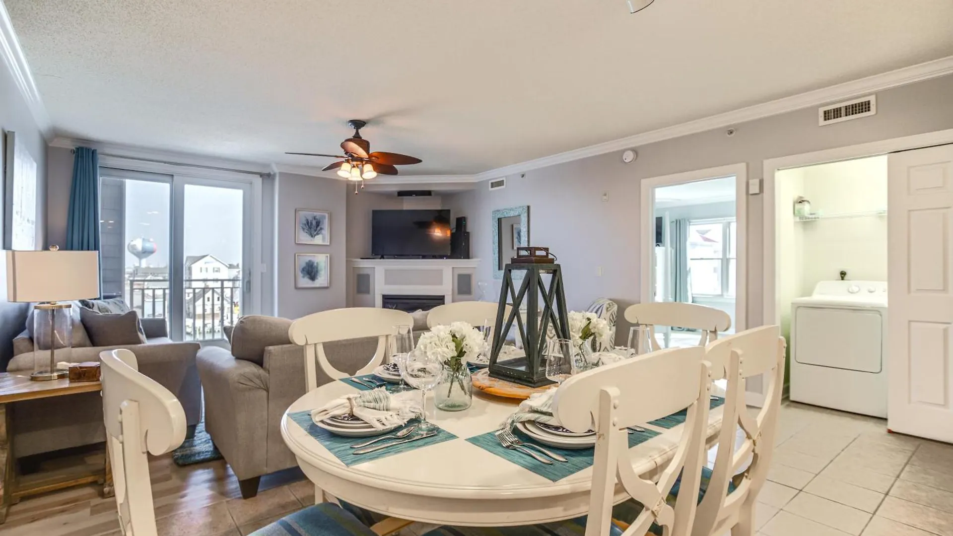 Ocean Inlet Escape With Balcony And Bay Views! 公寓 *