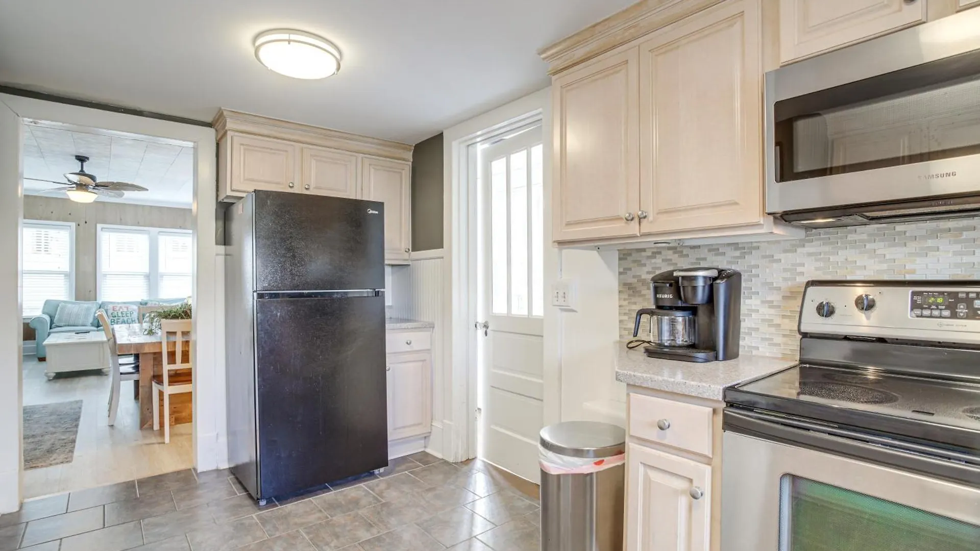 Ocean Escape With Cozy Porch Walk To Boardwalk Casa vacanze