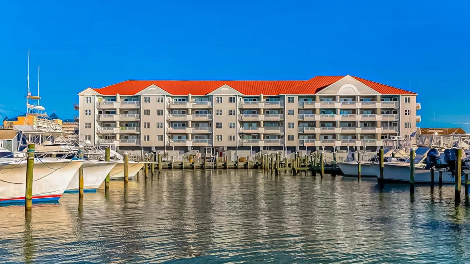 White Marlin 303b Appartement *