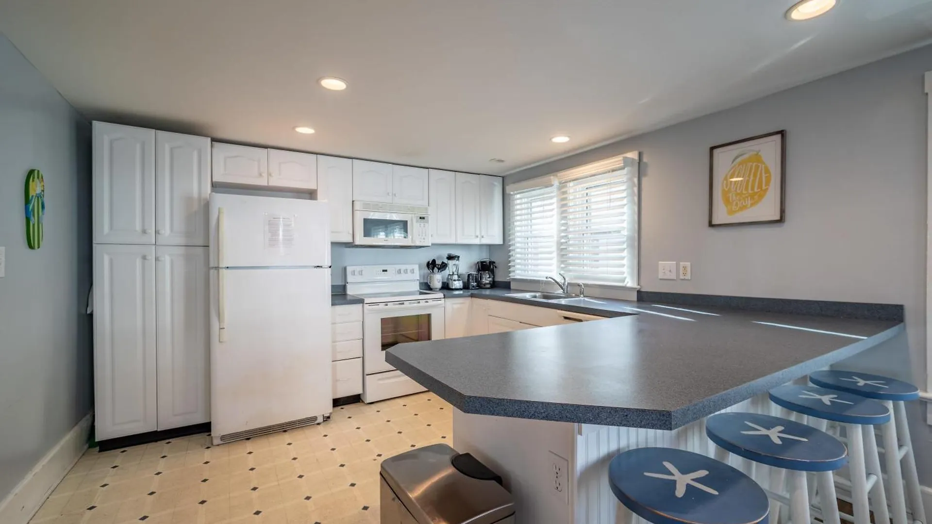 Ocean Block 7-11 Unit 1 Apartment