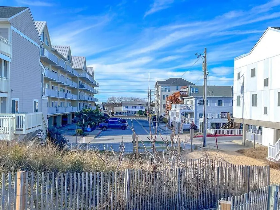 Ocean Views And Just Steps To The Beach! 펜션 *