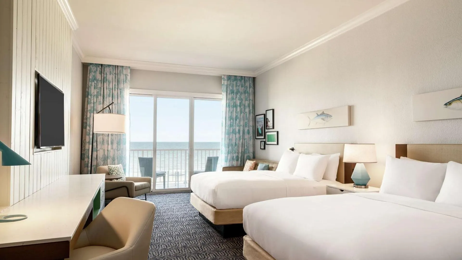 Doubletree By Hilton Ocean Oceanfront מלון