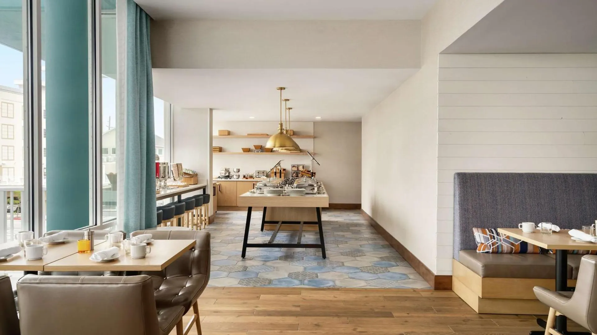 Doubletree By Hilton Ocean Oceanfront מלון אושן סיטי