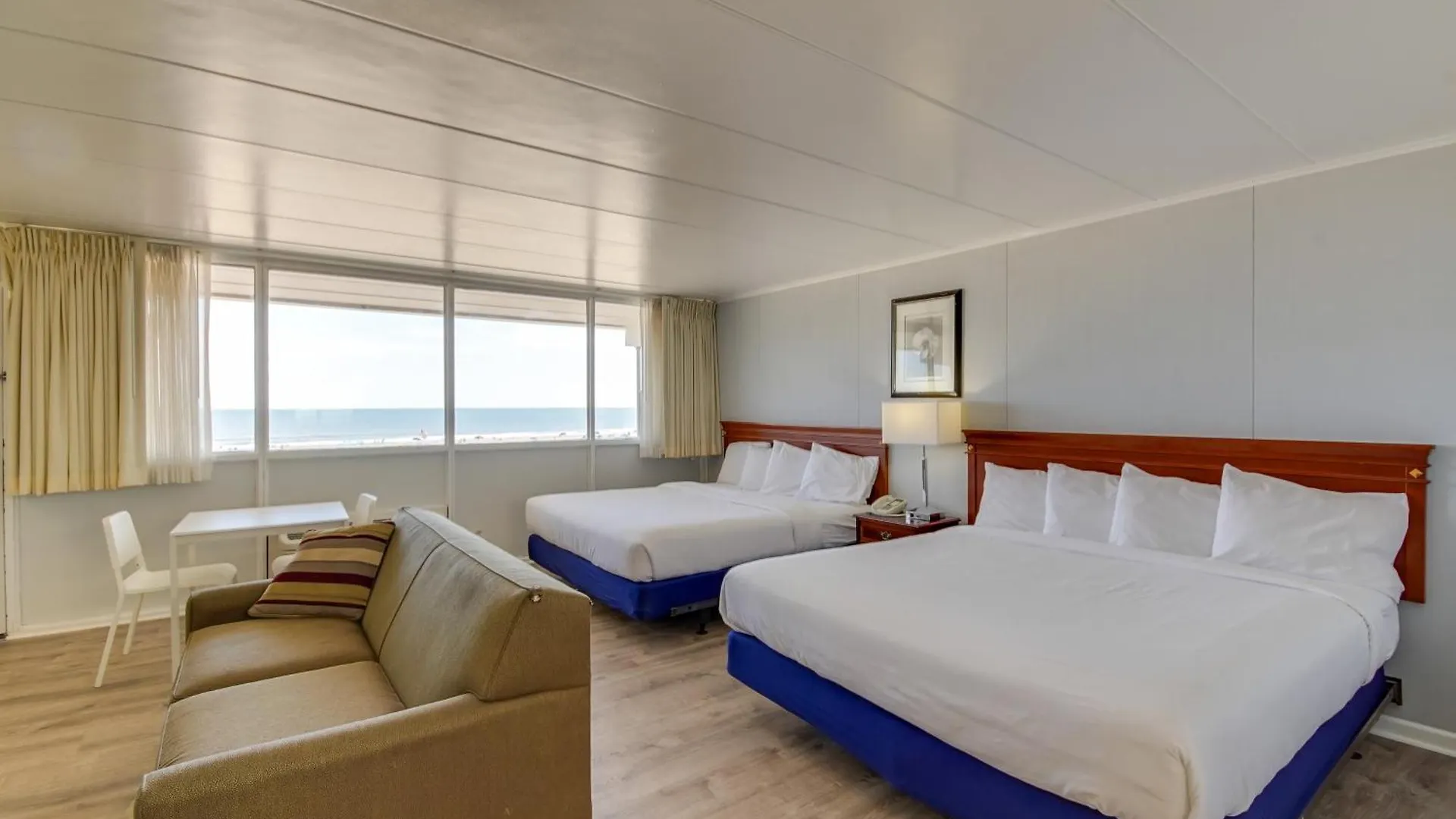 Rideau Oceanfront 2*