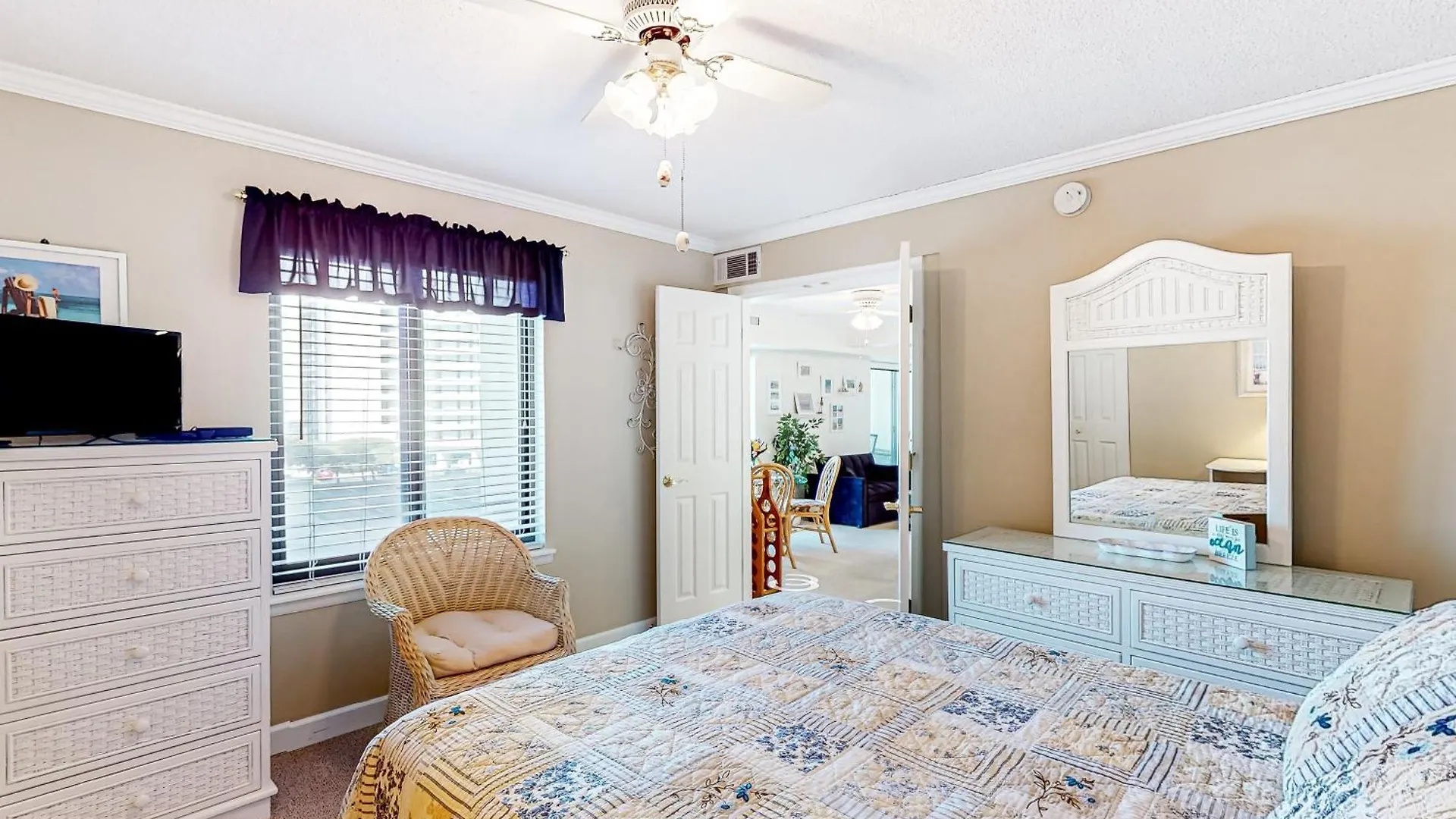 9400 Bldg #401 Apartment *