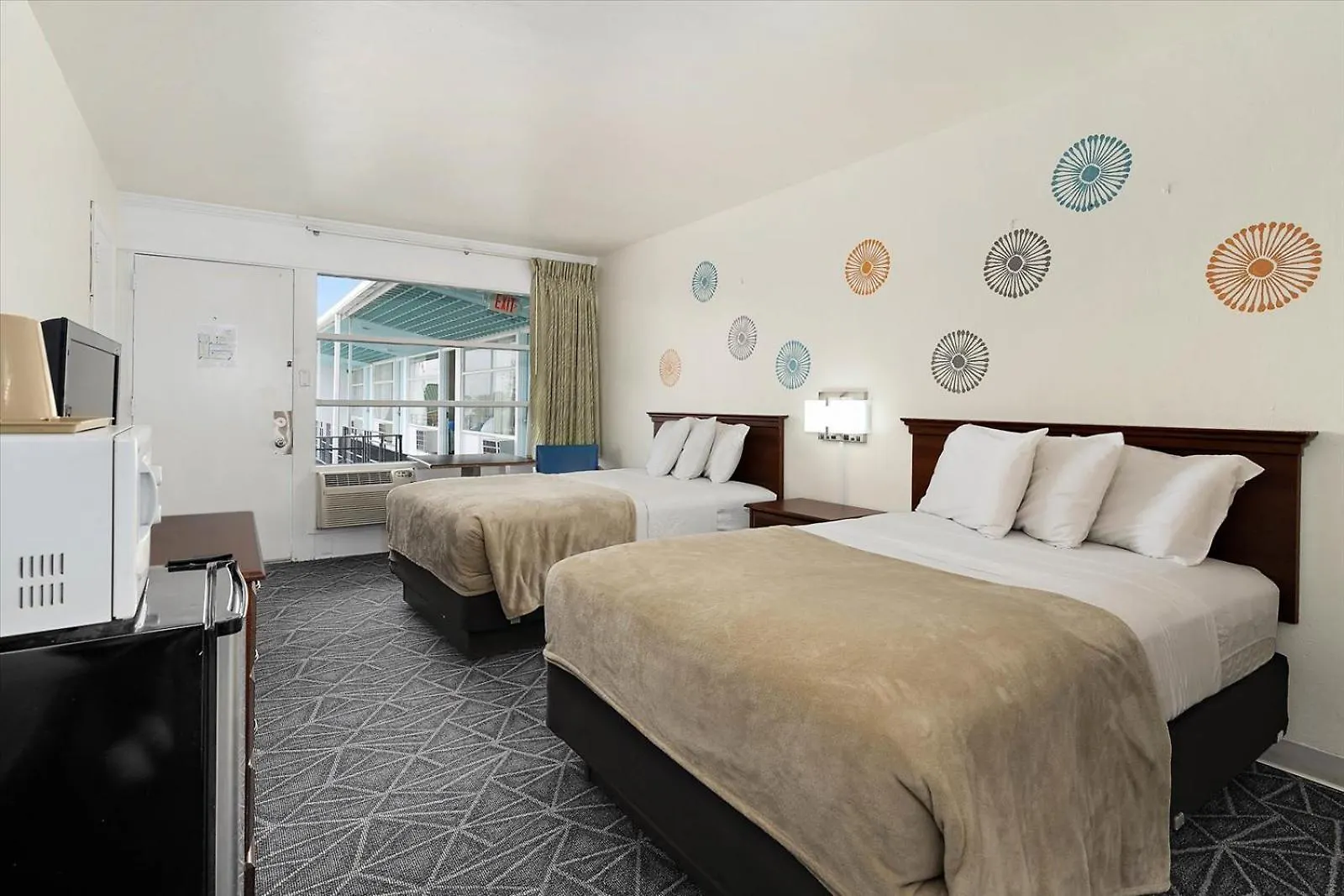 Hotel Eden Roc 3*