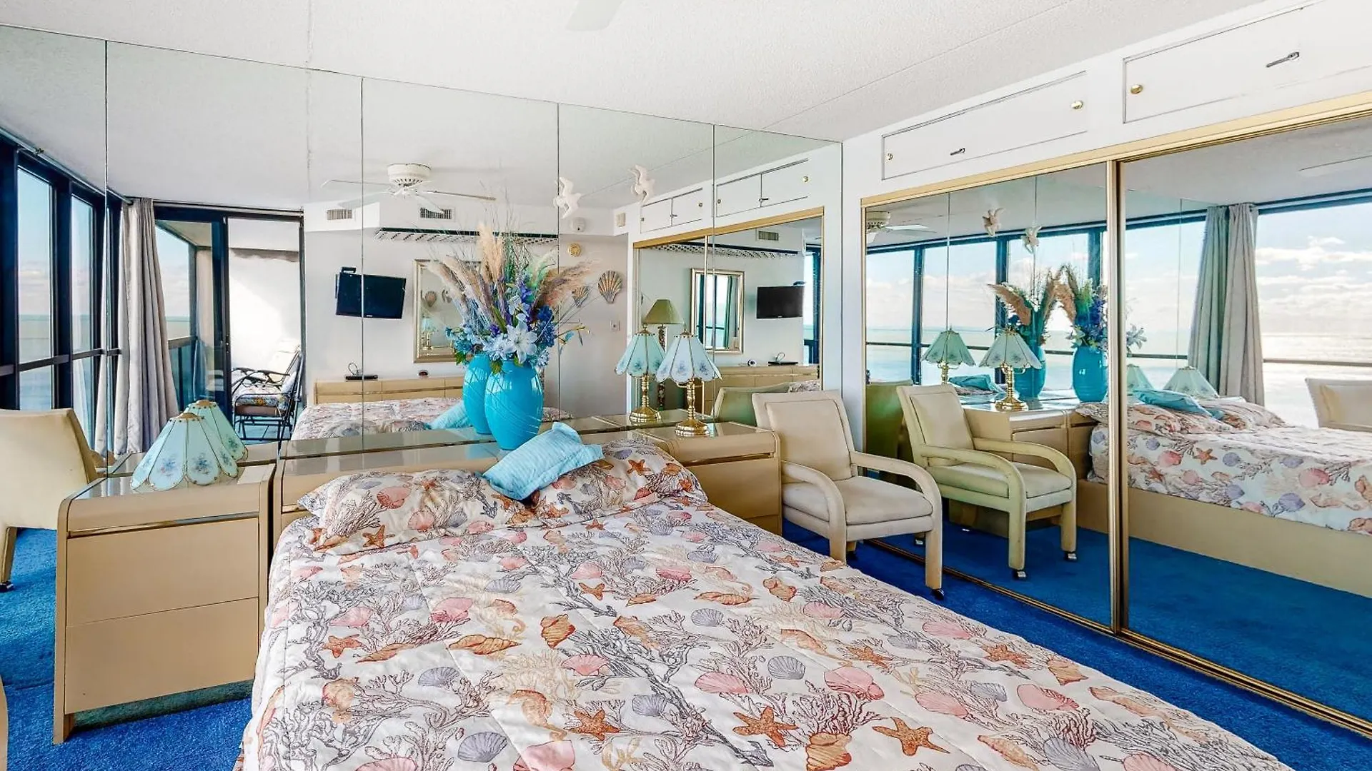 Holiday home Golden Sands