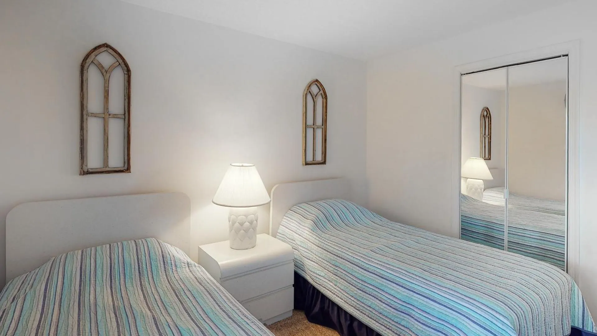 Holiday home Island At Hidden Harbour 324d