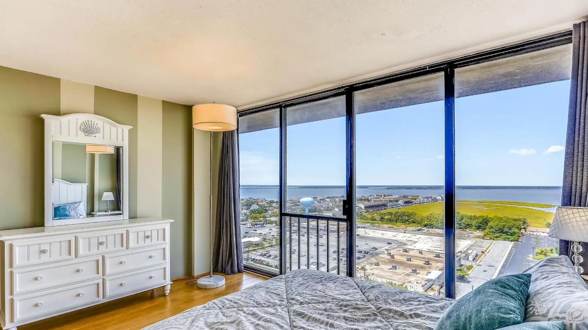 Century 2 Holiday home