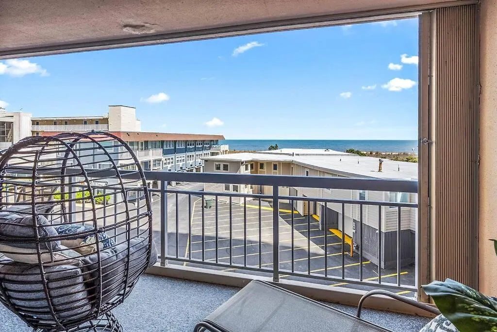 Fountainhead-ocean View Pool Sleeps 4 Apartment *