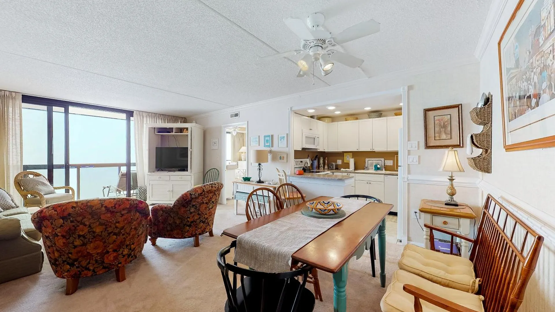Golden Sands 712