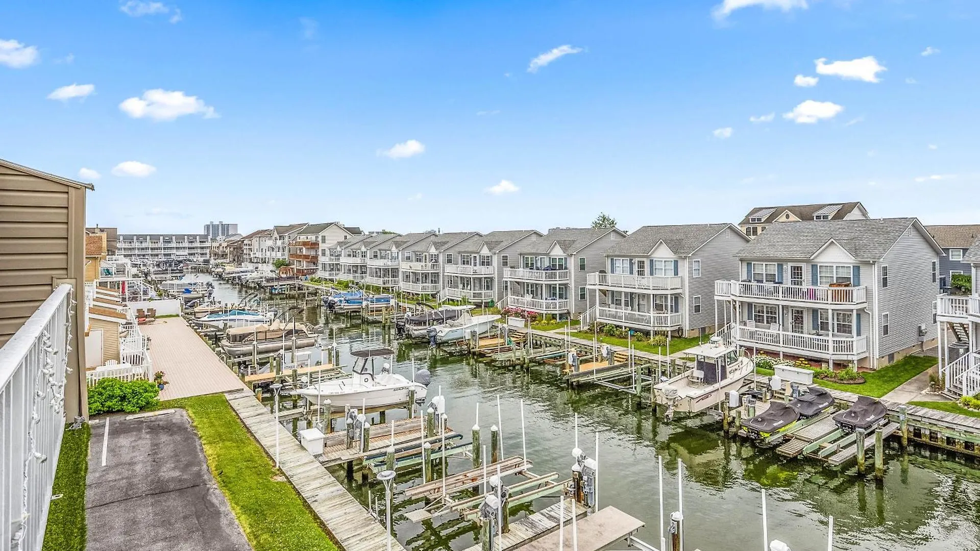 2 Bedroom Bayside With Pool In Ocmd * Ocean City