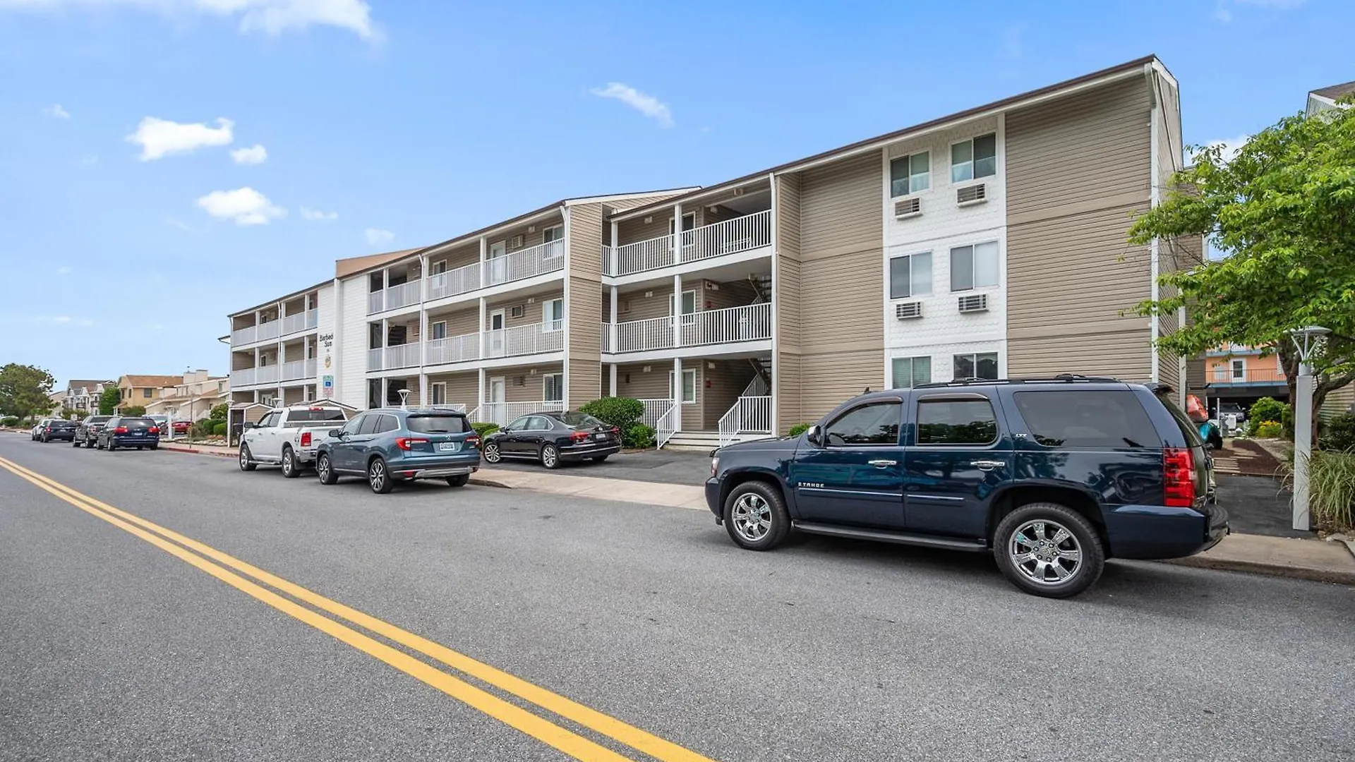 2 Bedroom Bayside With Pool In Ocmd Apartment Ocean City