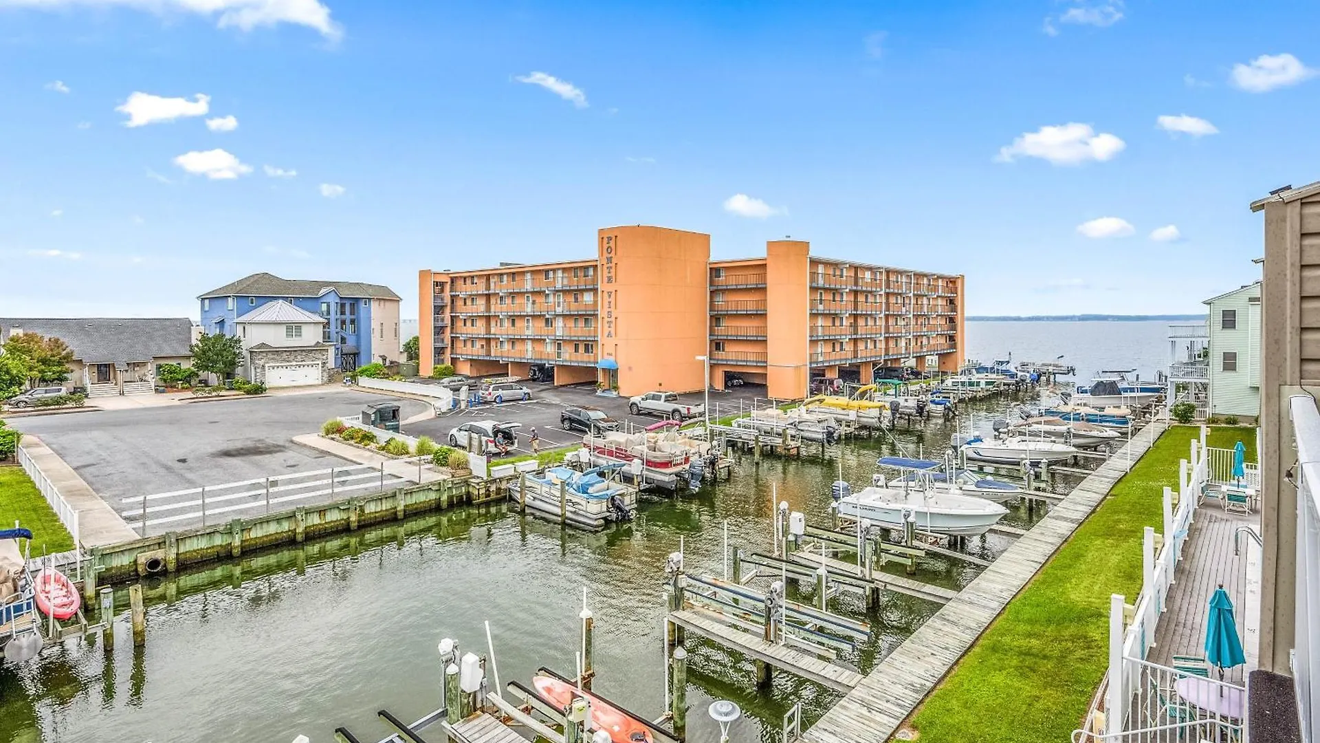 Apartment 2 Bedroom Bayside With Pool In Ocmd Ocean City