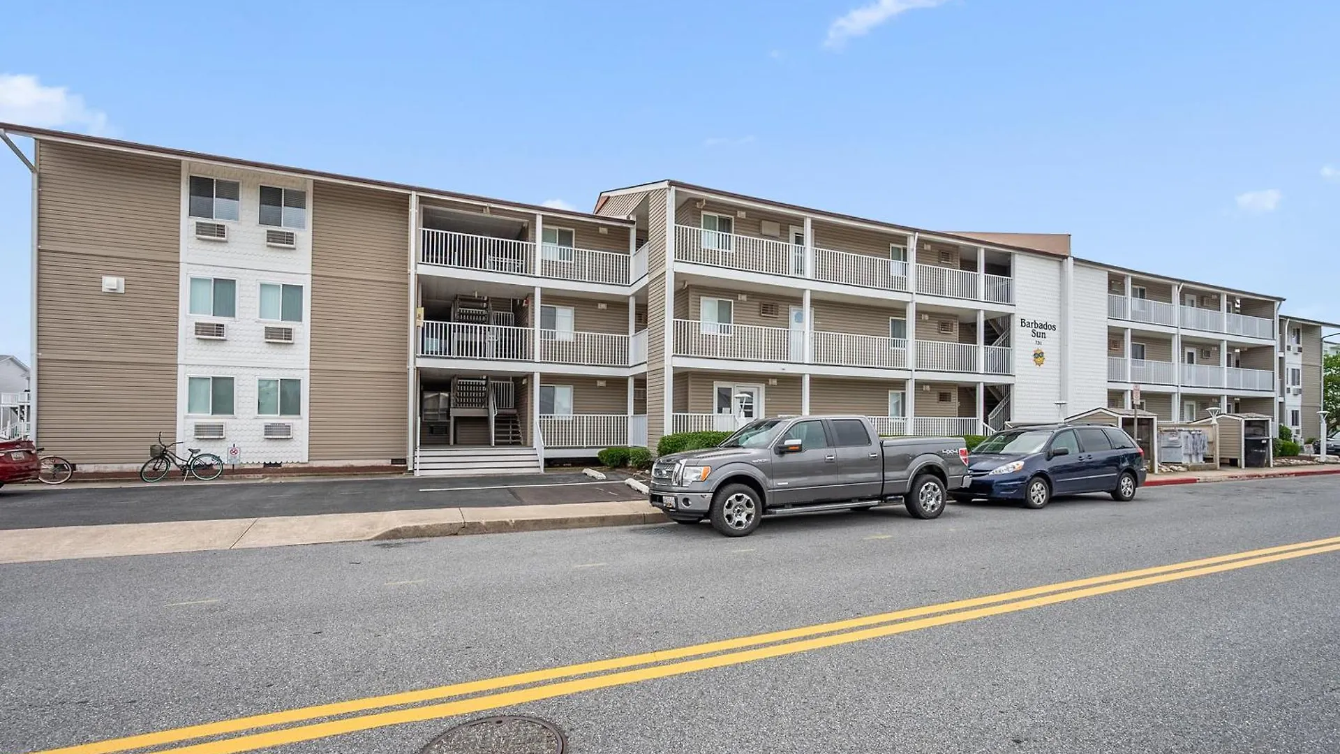 Apartment 2 Bedroom Bayside With Pool In Ocmd Ocean City