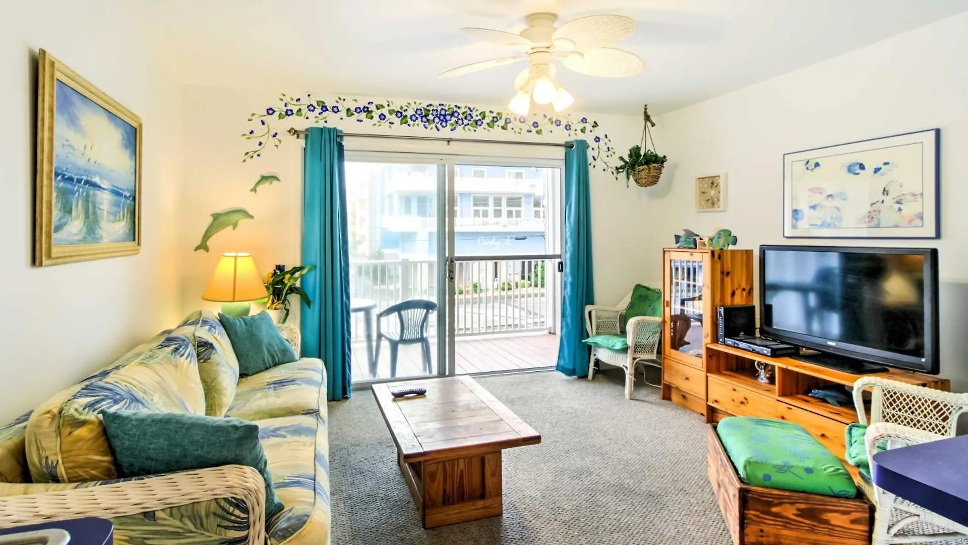 Ocean With Balcony And Ocean Views! Apartment